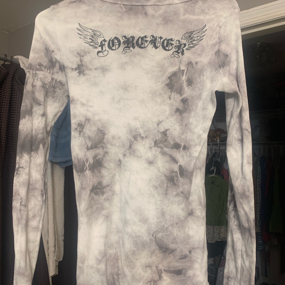 Super cute long sleeve